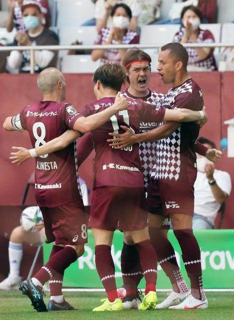 KOK捕鱼-大英名宿王牌节目中吐槽 中甲联赛爆成国际网红